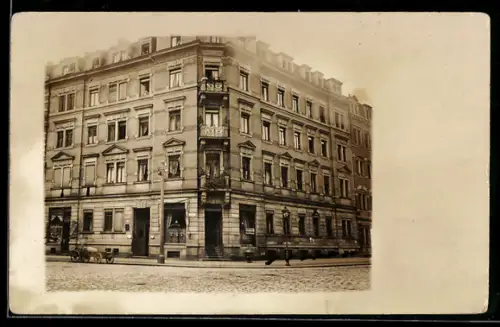 Foto-AK Dresden-Neustadt, Strassenpartie