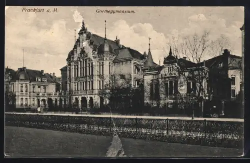 AK Frankfurt-Westend, Goethegymnasium, Fassade, Turm, Vorgarten