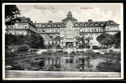 AK Glauchau, Teich vor dem Krankenhaus