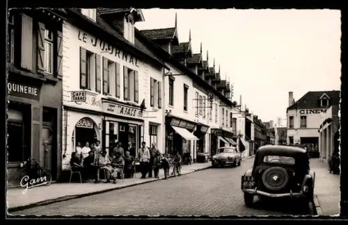 AK Etaples-sur-Mer, Rue Maurice-Raphael, Café Tabac
