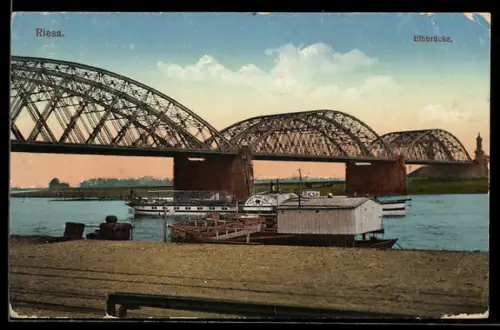 AK Riesa, Elbbrücke mit Dampfer
