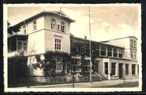 AK Graal-Müritz, Teilansicht von der Strasse aus