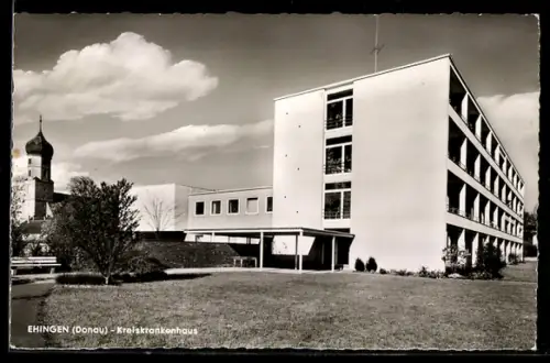 AK Ehingen /Donau, Kreiskrankenhaus, Panorama mit Kirche