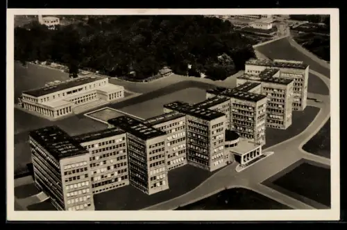 AK Frankfurt-Westend, Neubau I. G. Farbenindustrie AG mit Wirtschaftsgebäude