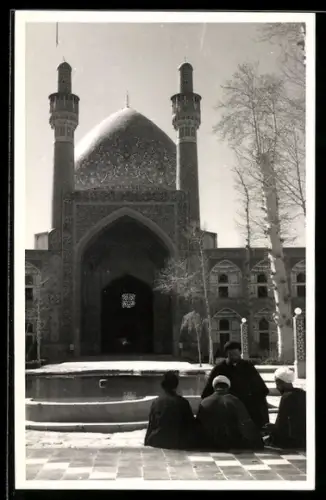 AK Tehran, Panorama