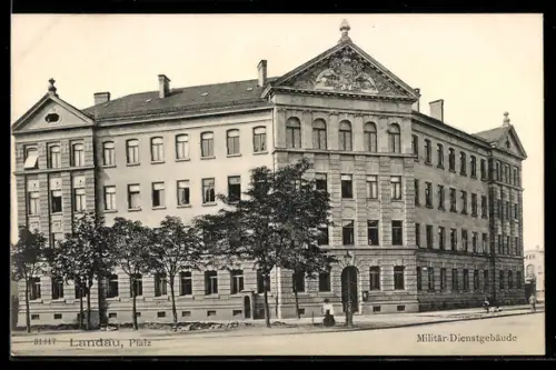 AK Landau /Pfalz, Militär-Dienstgebäude