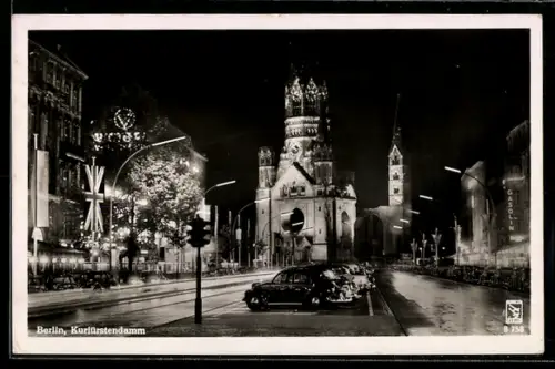 AK Berlin-Charlottenburg, Kurfürstendamm mit Kaiser-Wilhelm-Gedächtniskirche bei Nacht