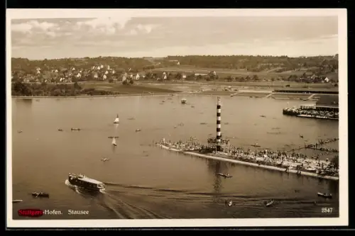AK Stuttgart-Hofen, Stausee mit Ort, Leuchtturm und Mole