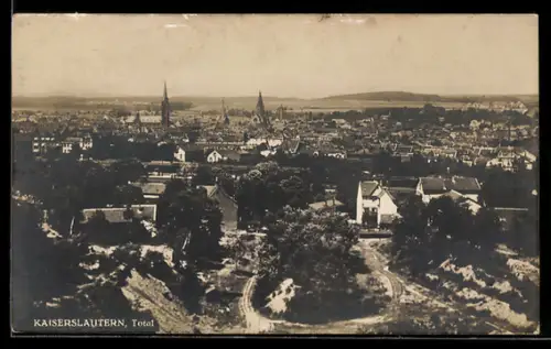 AK Kaiserslautern, Totalansicht mit Kirche