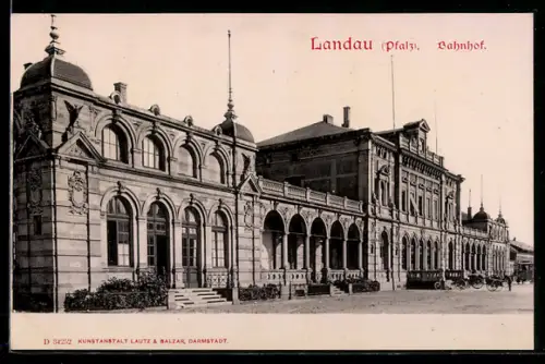AK Landau /Pfalz, Bahnhof mit Strassenpartie