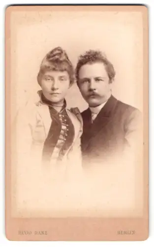 Fotografie Hugo Danz, Berlin, Jerusalemer-Str. 28, Paarporträt