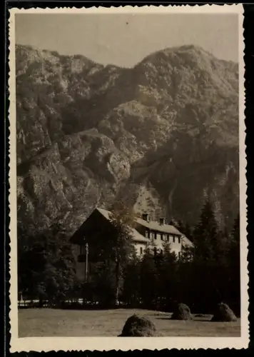 AK Bohinj, Hotel Zlatorog