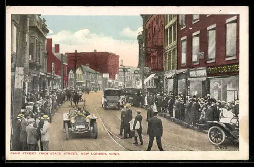 AK New London, CT, Bank Street from State Street