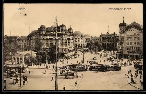 AK Berlin-Tiergarten, Strassenbahn auf dem Potsdamer Platz