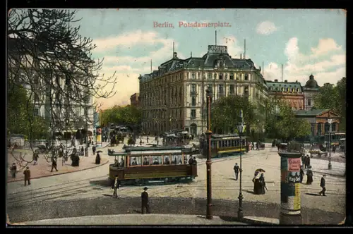 AK Berlin-Tiergarten, Strassenbahnen am Potsdamer Platz, Litfasssäule