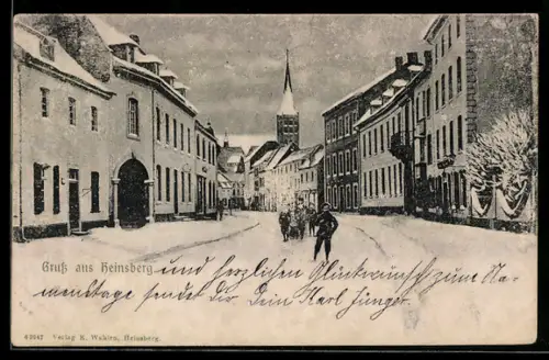 AK Heinsberg, Strassenpartie im Winter, mit Kindergruppe, Geschäft u. Kirche