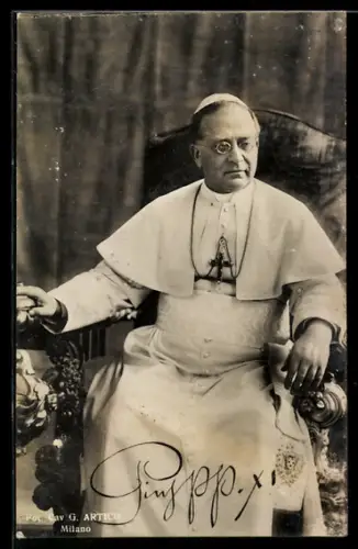 Foto-AK Papst Pius XI. in weisser Soutane
