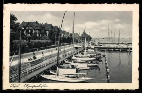 AK Kiel, Olympiahafen, Segelboote, Uferpromenade