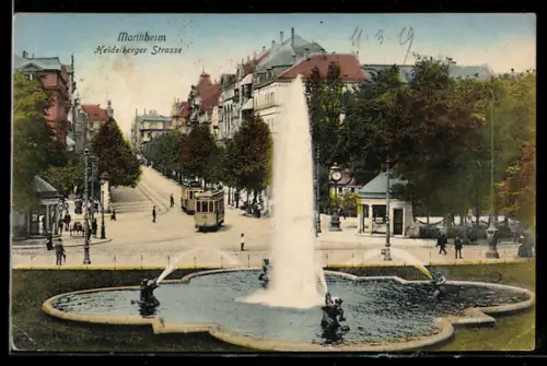 AK Mannheim, Heidelberger Strasse, Brunnen, Strassenbahn