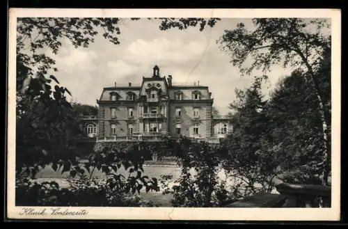 AK Frankfurt-Bornheim, Klinik der Diakonissenanstalt Bethanien, Gebäudefront, Garten