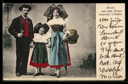 AK Familie in elsass-lothringischer Tracht