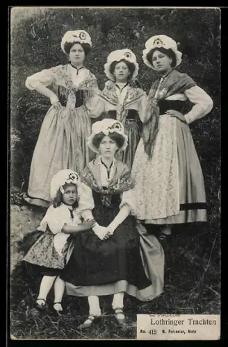 AK Frauen und ein Mädchen in elsass-lothringischer Tracht