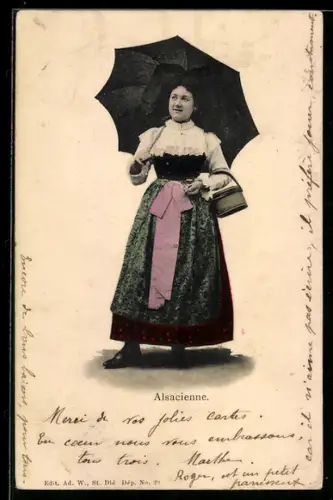 AK Frau mit Regenschirm und Korb in elsass-lothringischer Tracht