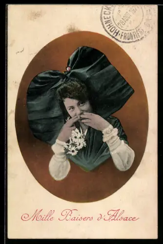 AK Lächelnde hübsche Frau in elsass-lothringischer Tracht