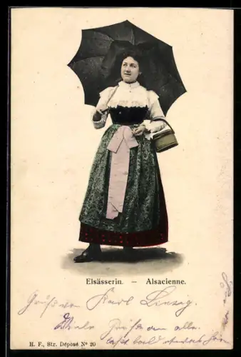 AK Frau mit Regenschirm und Korb in elsass-lothringischer Tracht
