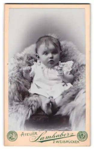 Fotografie Lamhaber, Zweibrücken, Schillerstrasse 14, Porträt eines kleinen Kindes