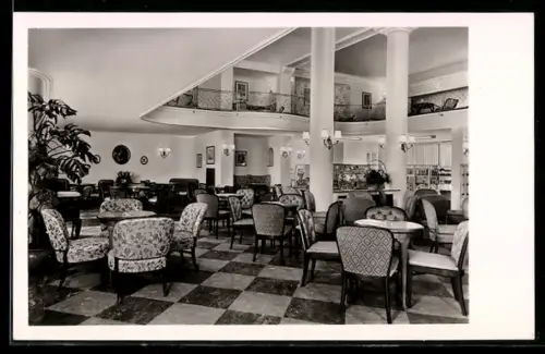 AK Frankfurt a. M., Café Kranzler an der Hauptwache, Innenansicht