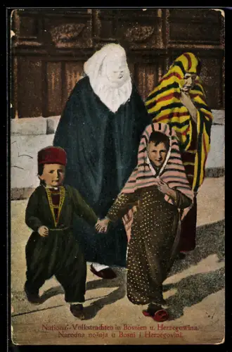 AK Familie in Volkstracht aus Bosnien u. Herzegowina