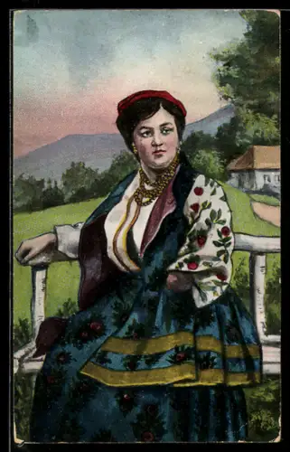 AK Dame in ukrainischer Tracht auf einer Bank