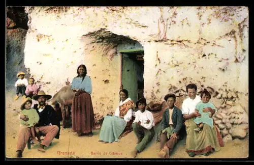 AK Gruppe sitzt vor einem Haus