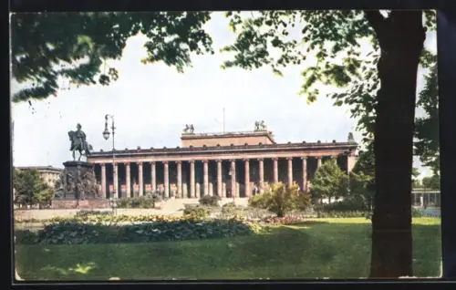 AK Berlin, Lustgarten, Denkmal Friedrich Wilhelm III., Blick auf das Museum