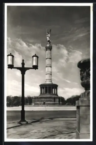 AK Berlin-Tiergarten, An der Siegessäule