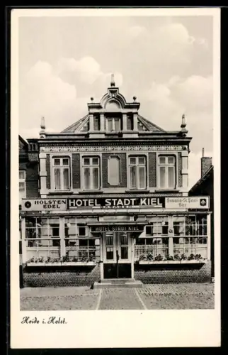 AK Heide i. Holst., Hotel Stadt Kiel, Bes. A. Przewozny, Eingangsbereich