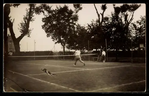 Foto-AK Szene auf dem Tennisplatz