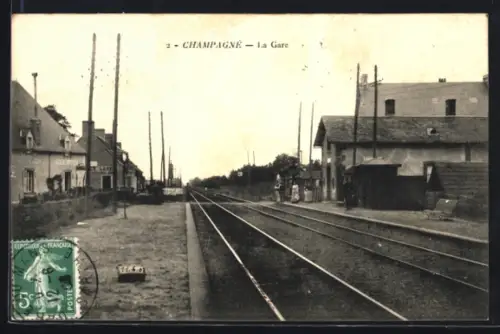 AK Champagné, La Gare, Bahnhof