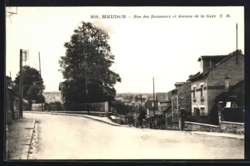 AK Meudon, Rue des Ruisseaux et Avenue de la Gare