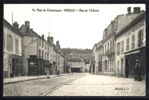 AK Vertus /Champagne, Rue de Chalons