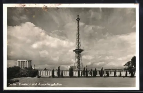 AK Berlin-Charlottenburg, Funkturm und Ausstellungshallen