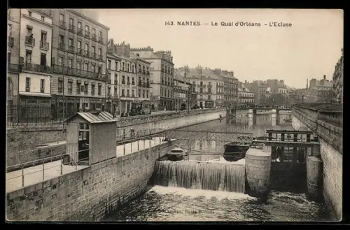 AK Nantes, Le quai d`Orléans, l`écluse