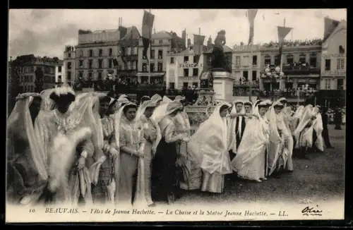 AK Beauvais, Fêtes de Jeanne Hachette, La Chasse et la Statue Jeanne Hachette