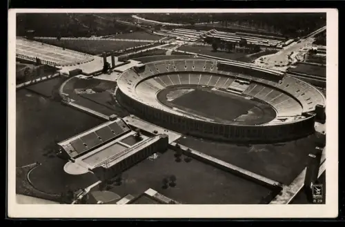 AK Berlin, Fliegeraufnahme vom Reichssportfeld, Olympia-Stadion