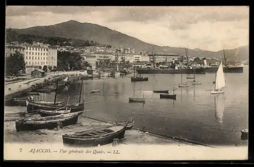 AK Ajaccio, Vue generale des Quais, Promenade mit Segelschiffen