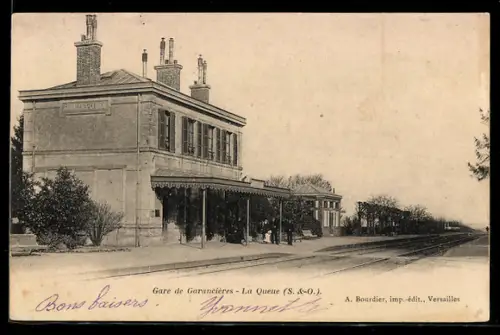 AK La Queue, Gare de Garancieres, Bahnhof