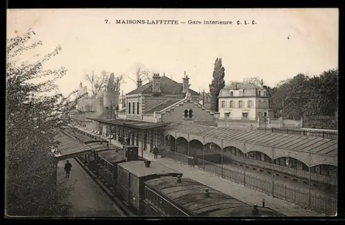 AK Maisons-Laffitte, Bahnhof mit Eisenbahn