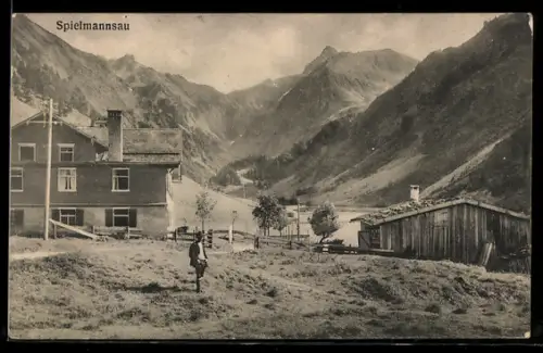 AK Spielmannsau, Häuser vor Bergpanorama