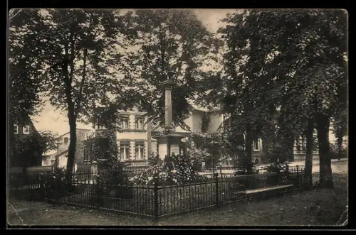 AK Lauenburg / Elbe, Kriegerdenkmal